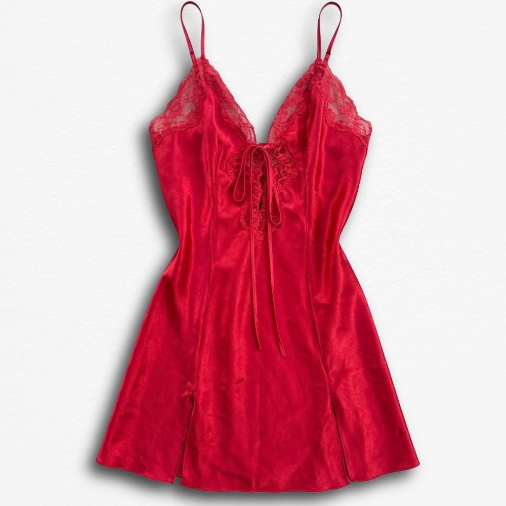 Fredericks of Hollywood Red Satin Lace Trim Chemise Nightgown Lingerie Small